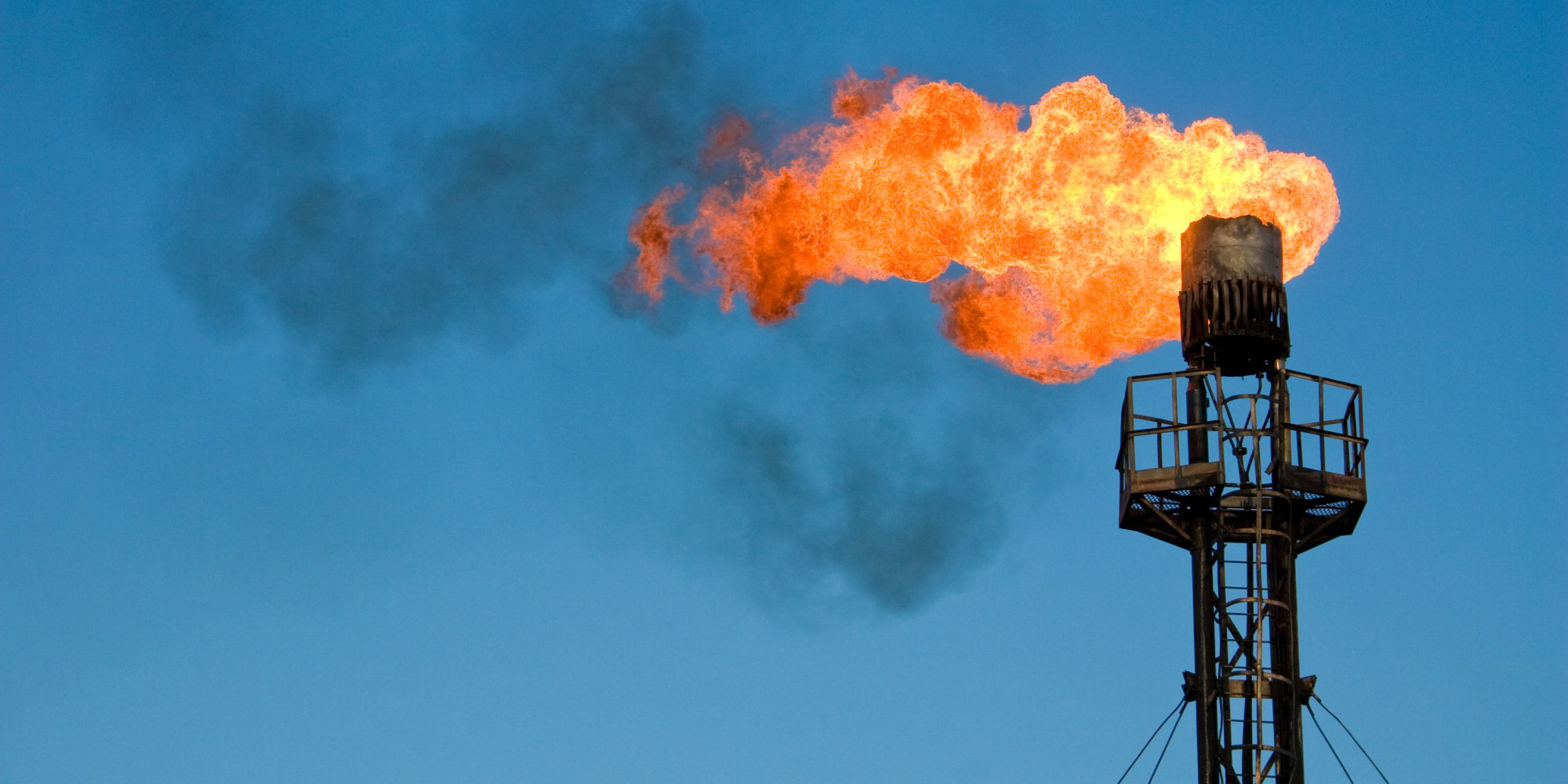 Advancing towards reduced flaring and methane emissions: Economics and environmental synergies